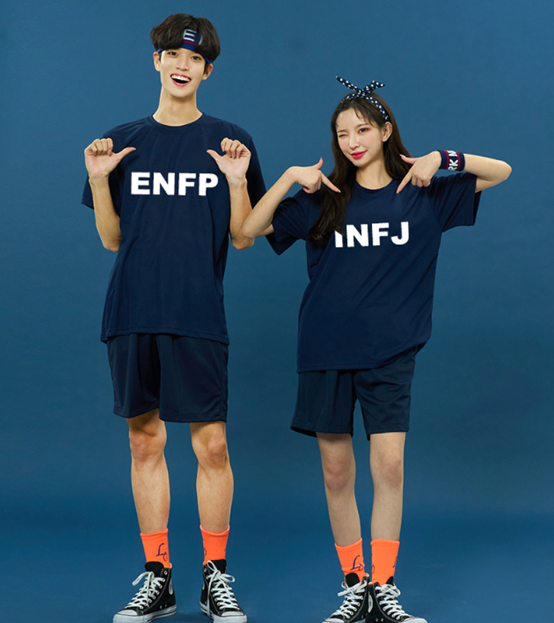 MBTI 네이비 반티 (상의기준)