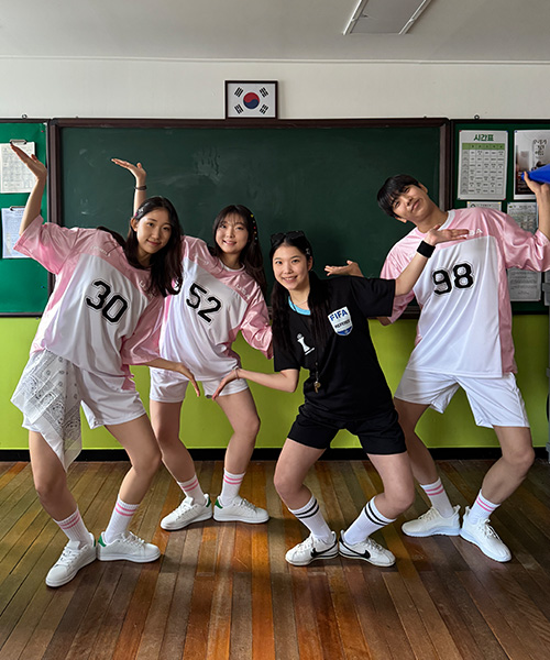 스포티 럭비 메쉬 핑크 반티 N            (상의기준) 원하는 인쇄 문구와 번호로 변경 가능해요 !